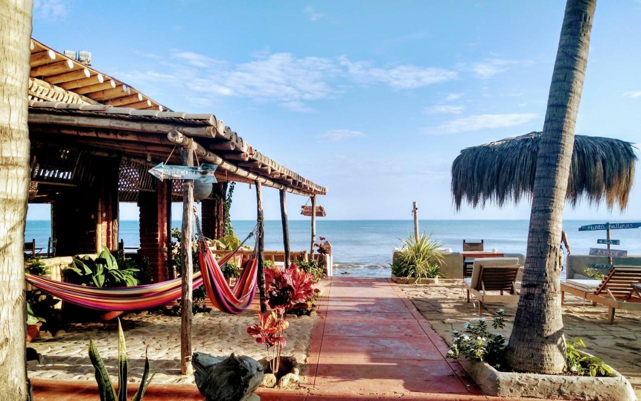 Punta Ballenas Mancora Lodge Kültér fotó